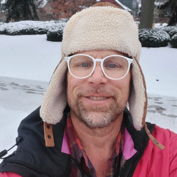 Meet your Posher, Noah - Picture 3 of 4